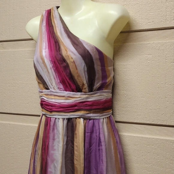 Decode silk maxi evening dress 8 - Picture 2 of 9